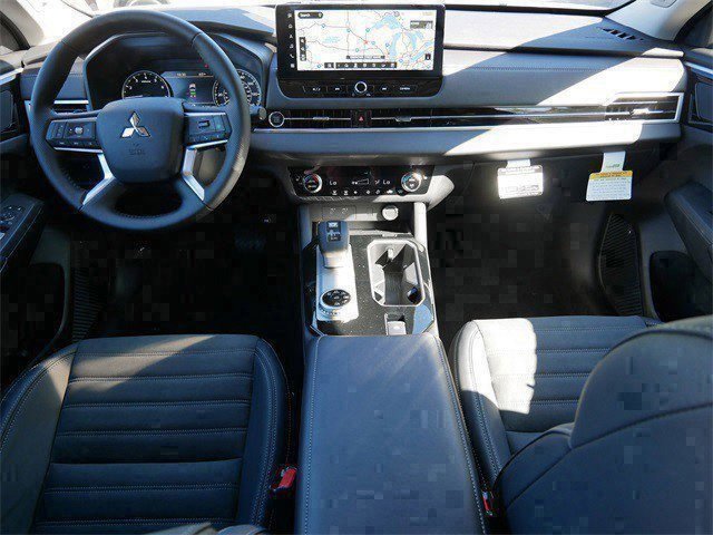 New 2025 Mitsubishi Outlander Trail Edition image 7