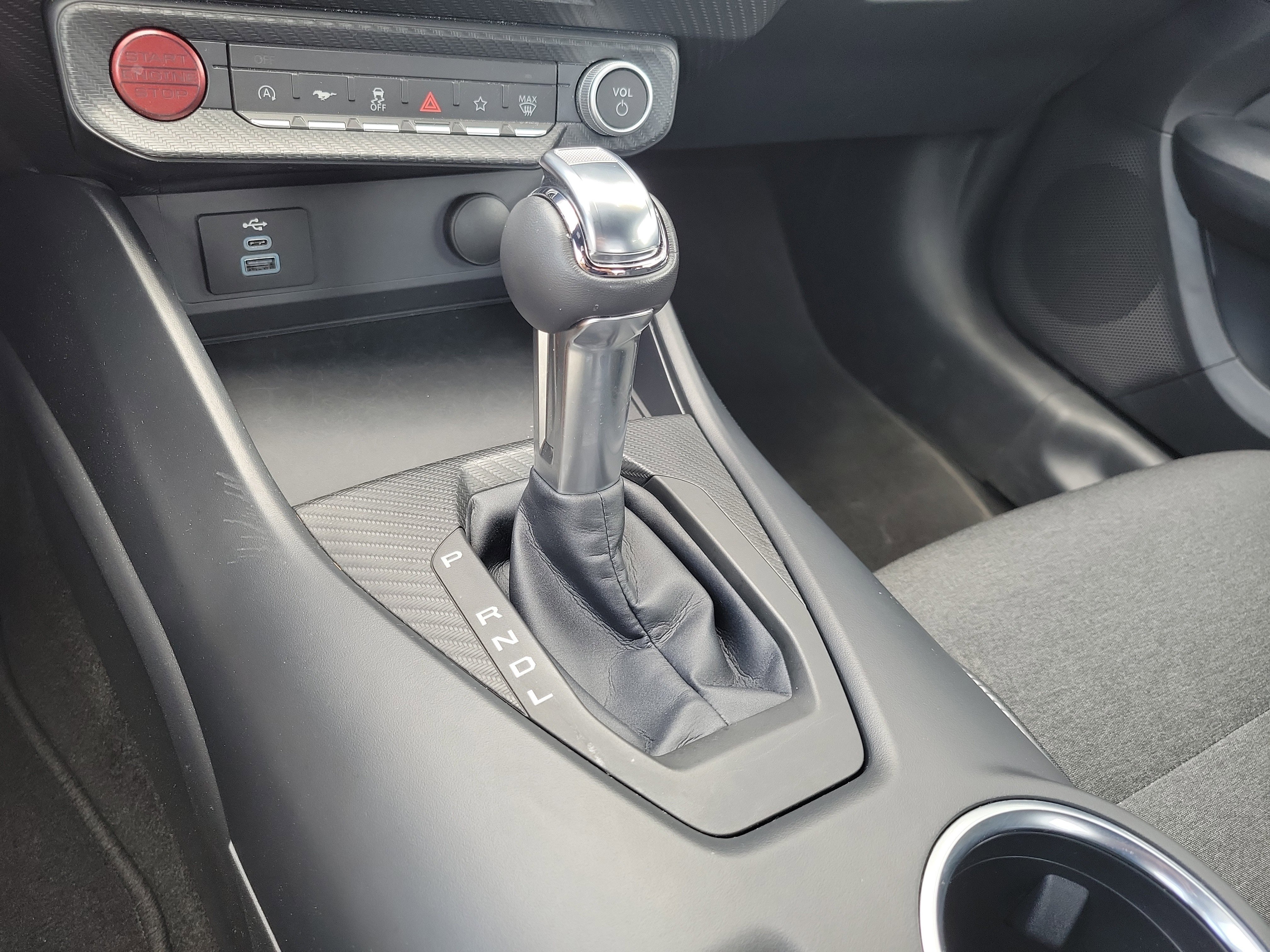 Used 2024 Ford Mustang Coupe RWD image 31