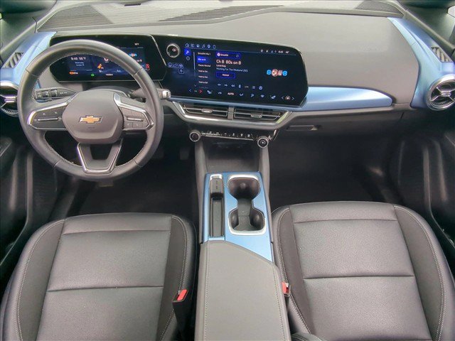 Used 2024 Chevrolet Equinox EV LT w/ LPO, Blackout Package FWD image 18