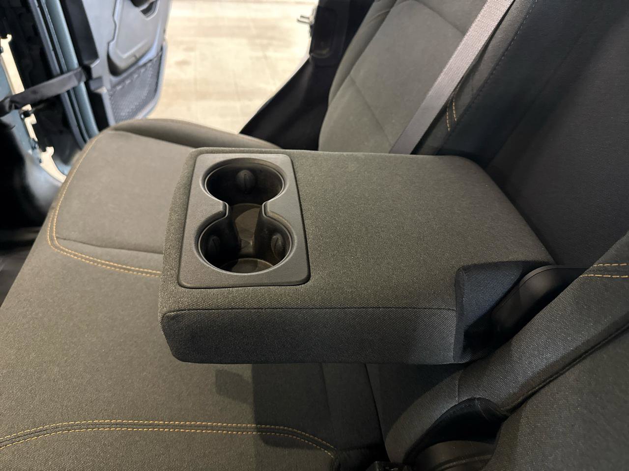Used 2024 Jeep Wrangler Unlimited image 40