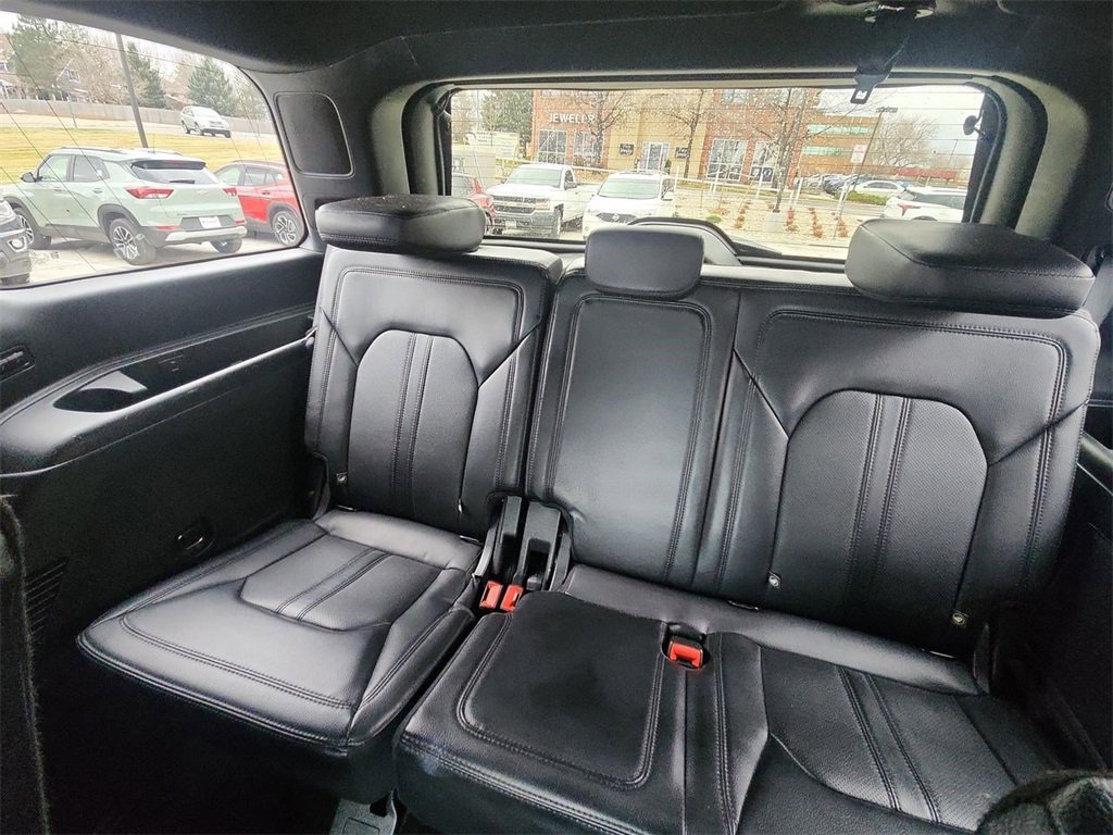 Used 2021 Ford Expedition Limited image 36