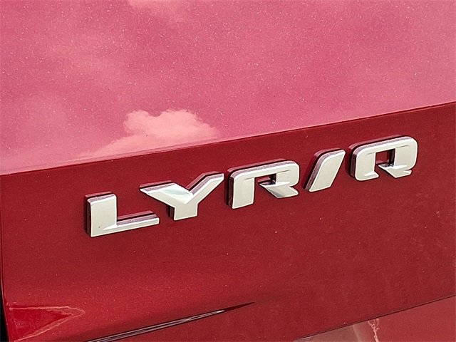 New 2025 Cadillac Lyriq Luxury image 22