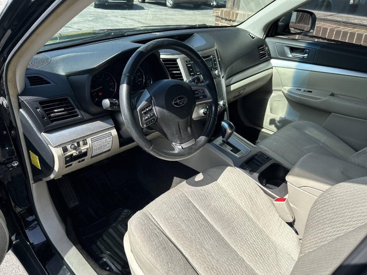 Used 2012 Subaru Outback 2.5i Premium w/ Popular Pkg 1B AWD/4WD image 11