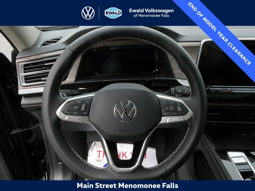 Certified 2025 Volkswagen Atlas SEL image 4