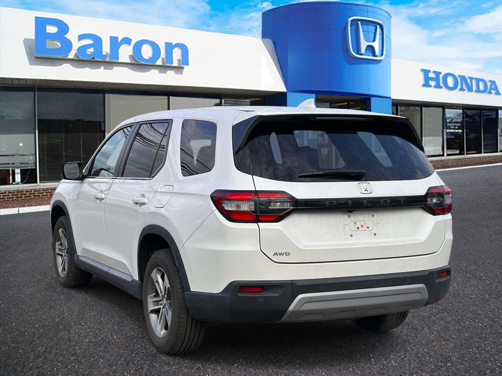 Used 2023 Honda Pilot EX-L image 4
