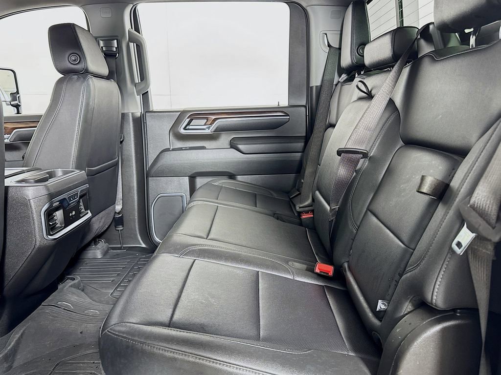 Used 2024 GMC Sierra 3500 SLT w/ SLT Convenience Package AWD/4WD image 11