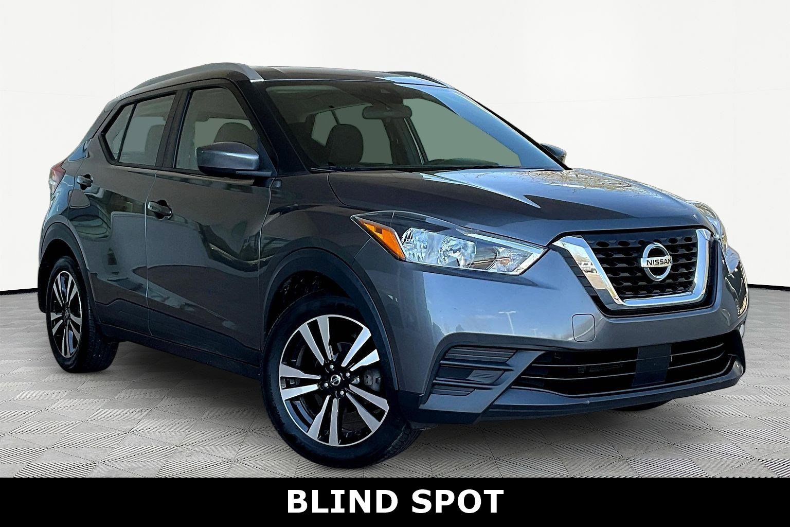 Used 2020 Nissan Kicks SV image 3