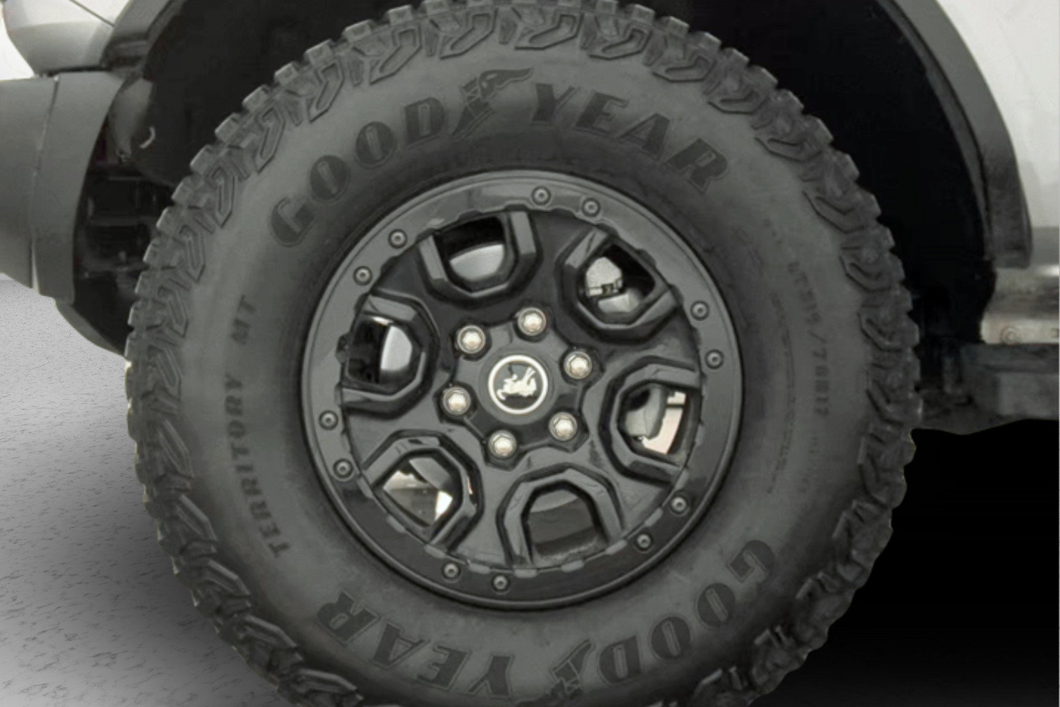 Used 2023 Ford Bronco Wildtrak image 7