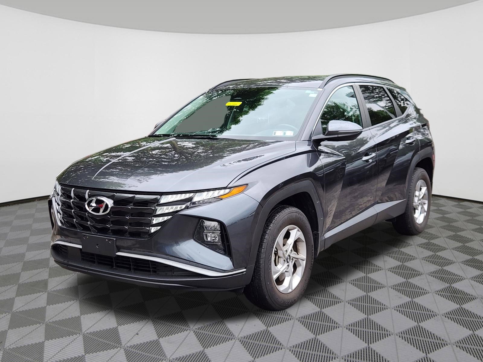 Certified 2023 Hyundai Tucson SEL AWD/4WD image 2