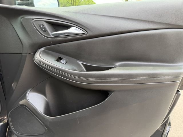 Used 2023 Buick Encore GX Preferred w/ Cold Weather Comfort Package FWD image 31