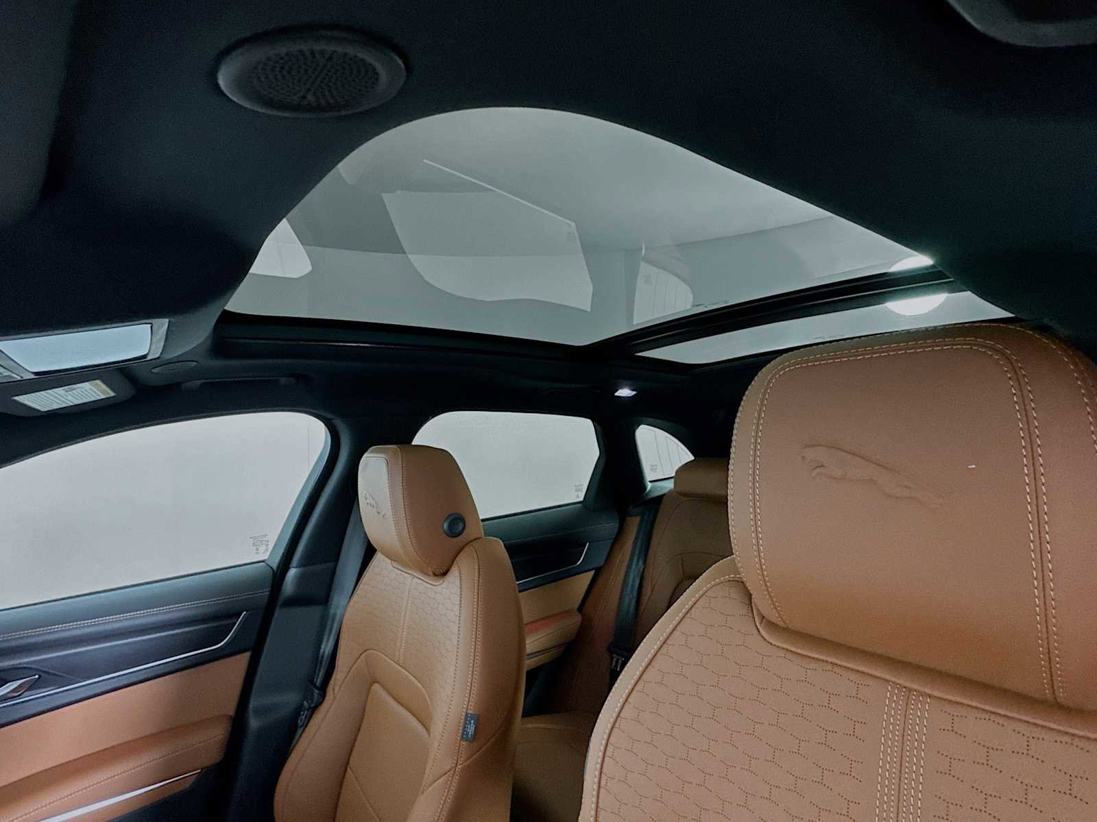 New 2026 Jaguar F-PACE R-Dynamic S AWD/4WD image 13