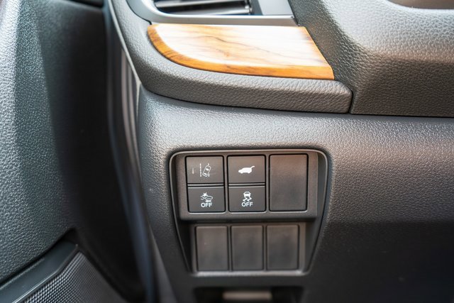 Used 2020 Honda CR-V Touring image 21