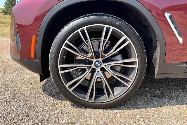Used 2023 BMW X4 xDrive30i w/ Premium Package AWD/4WD image 32