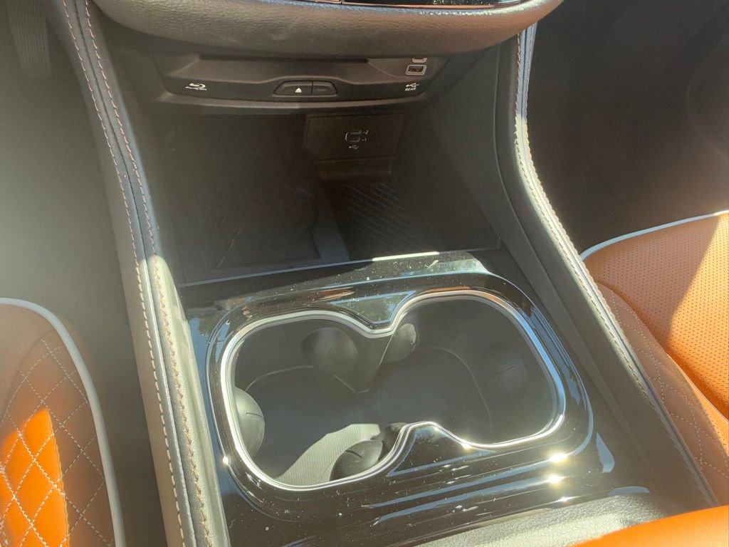 New 2026 Chrysler Pacifica Pinnacle FWD image 17