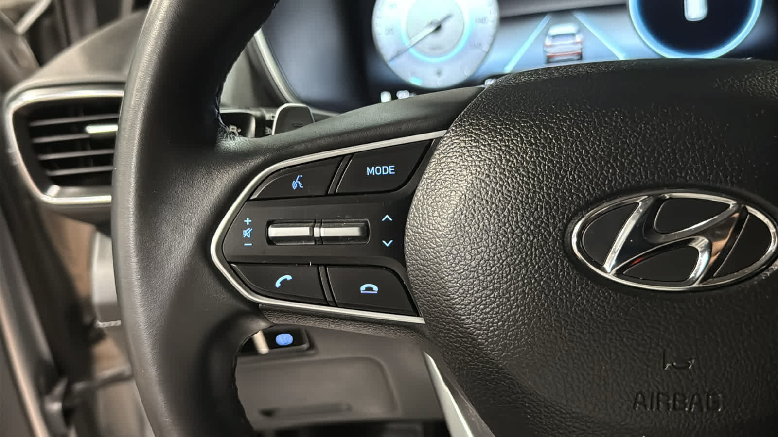 Used 2023 Hyundai Santa Fe SEL w/ Premium Package AWD/4WD image 12