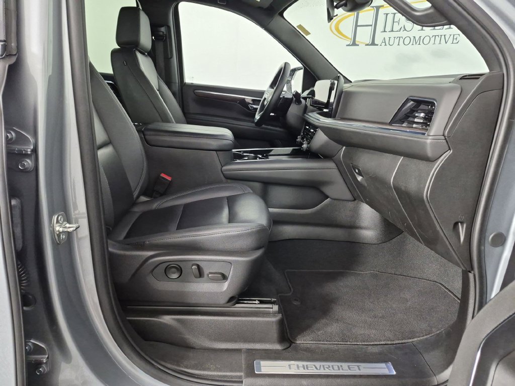 Certified 2025 Chevrolet Tahoe LT AWD/4WD image 38
