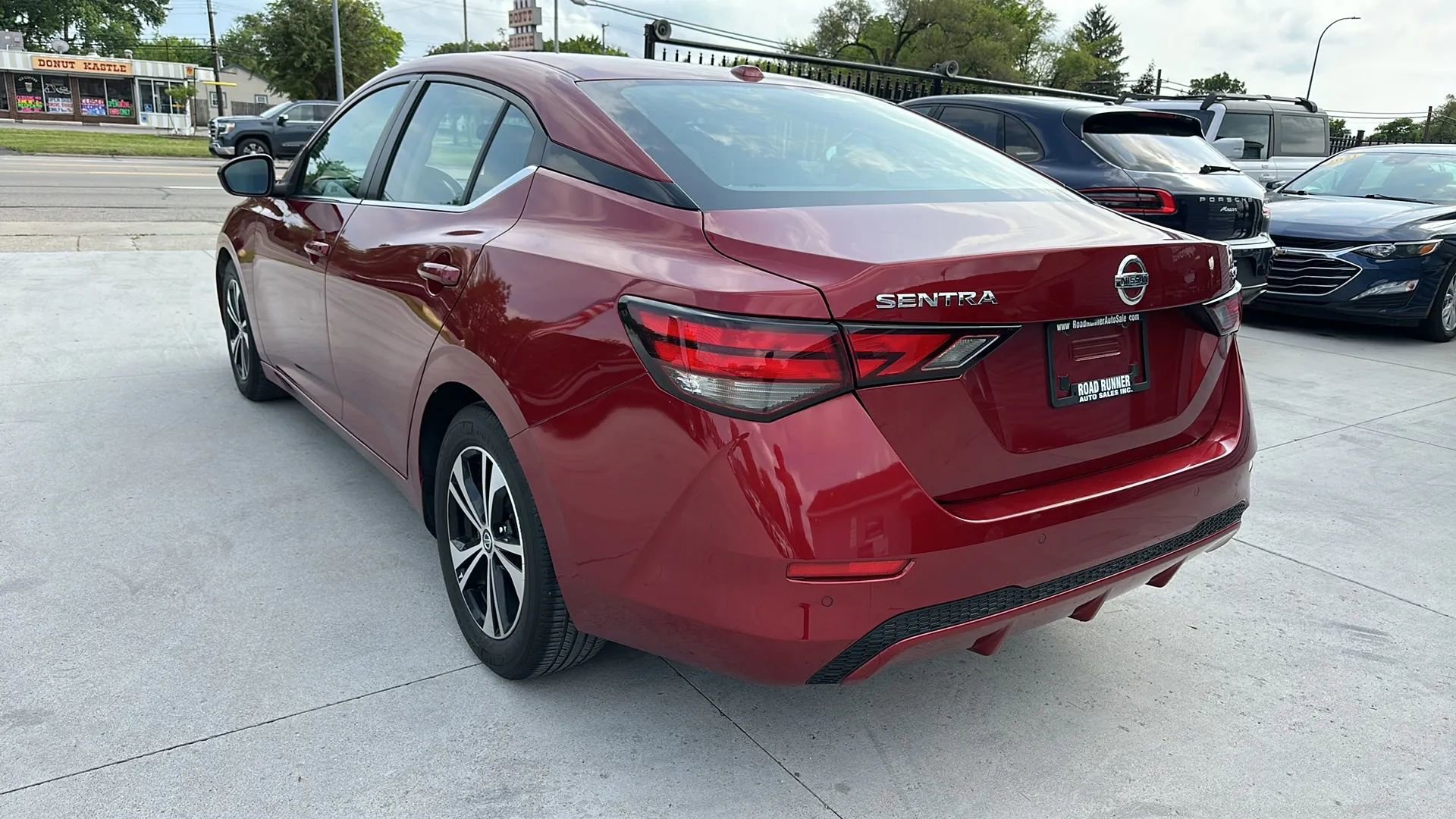 Used 2021 Nissan Sentra SV image 7