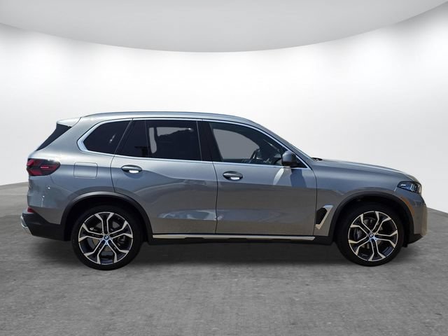 Used 2026 BMW X5 sDrive40i w/ Premium Package RWD image 4