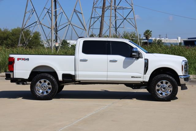 Used 2025 Ford F250 Lariat w/ Lariat Ultimate Package AWD/4WD image 4