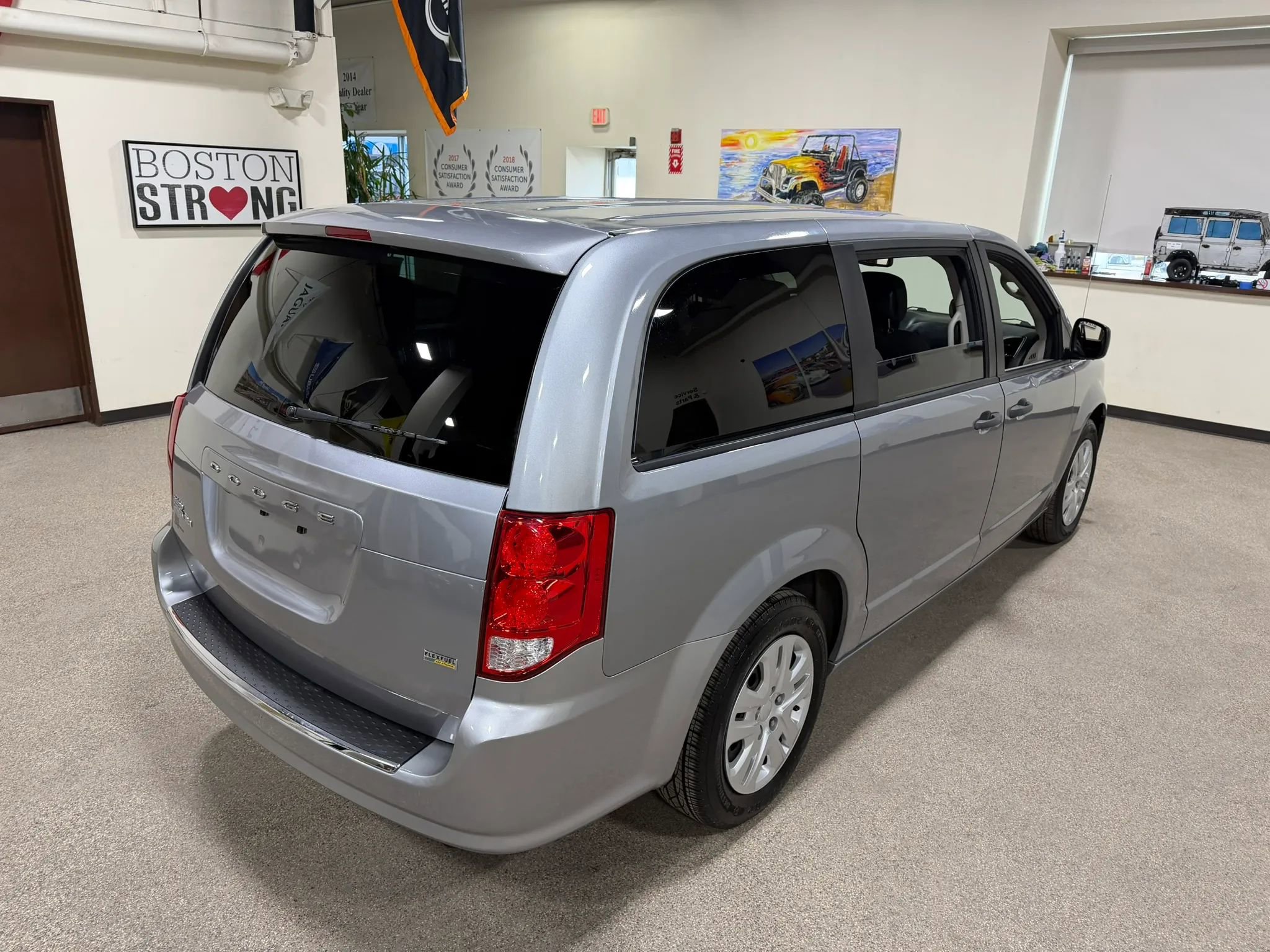 Used 2019 Dodge Grand Caravan SE image 8