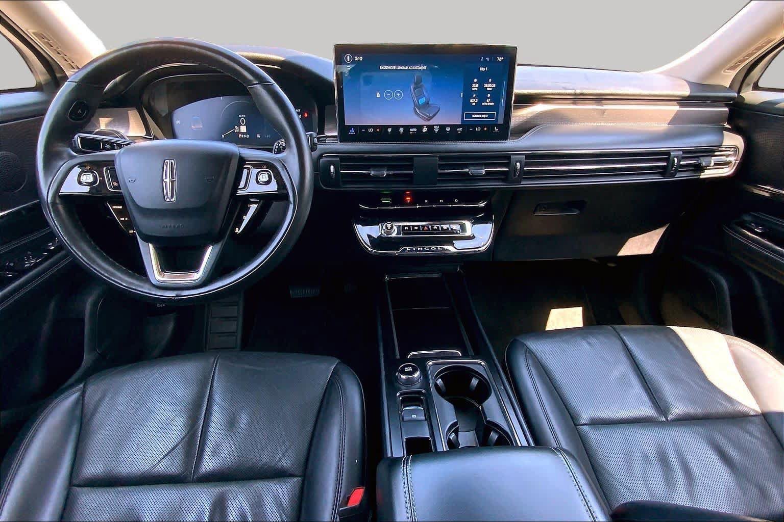 Used 2024 Lincoln Corsair Reserve w/ Equipment Group 201A AWD/4WD image 14