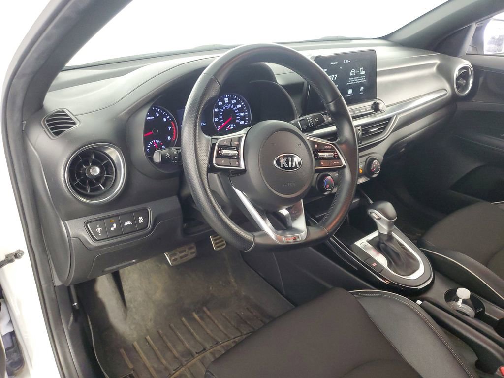 Used 2021 Kia Forte GT-Line FWD image 11
