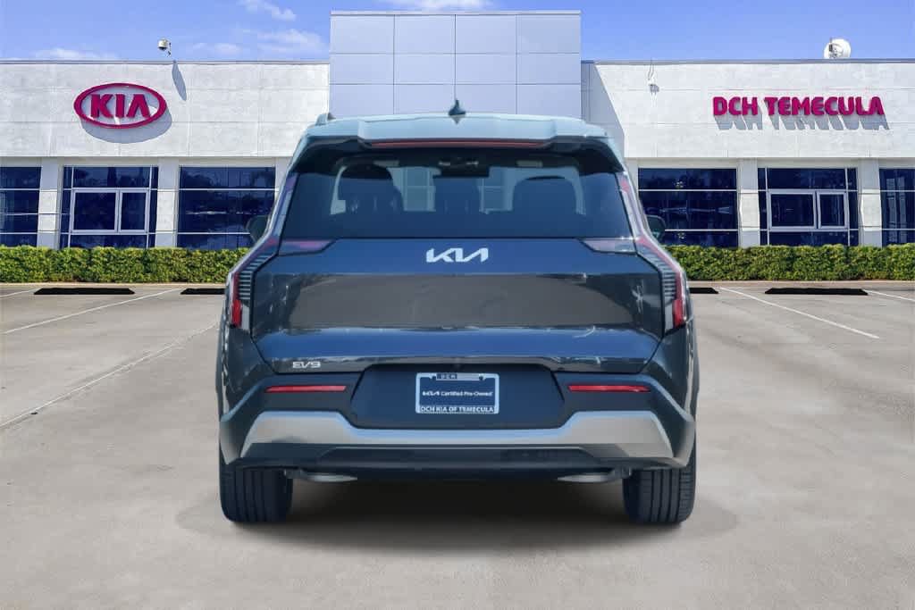 Certified 2024 Kia EV9 Wind AWD/4WD image 5