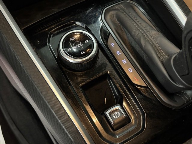 Used 2023 Chevrolet Colorado Trail Boss w/ Technology Package image 29