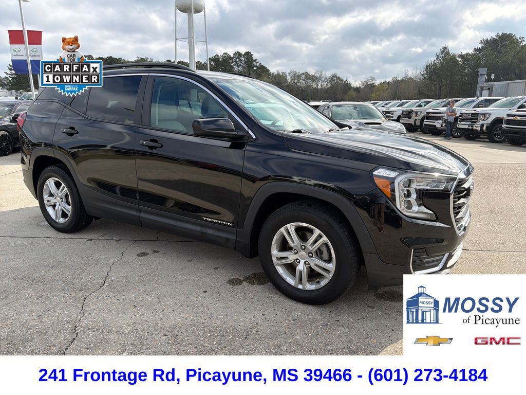 Used 2022 GMC Terrain SLE w/ Driver Convenience Package image 9