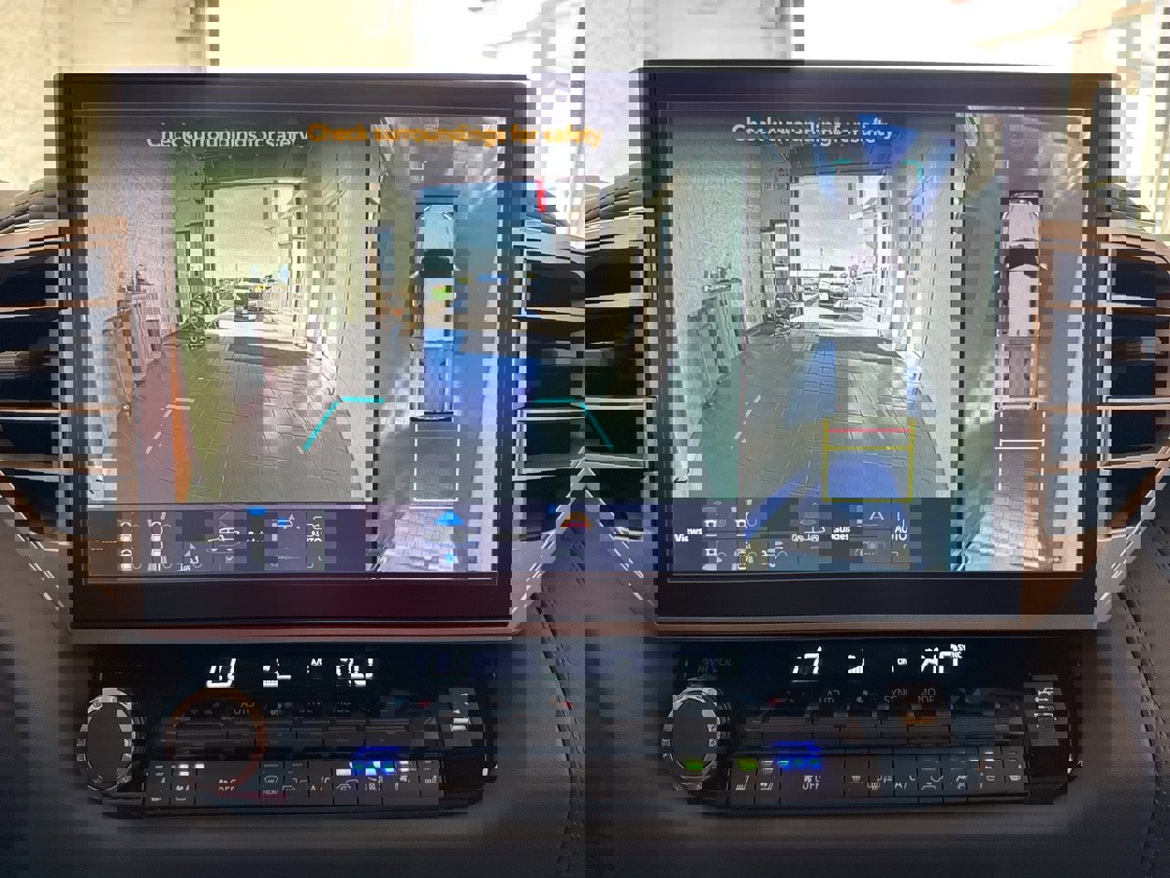 New 2026 Toyota Tundra Platinum image 28