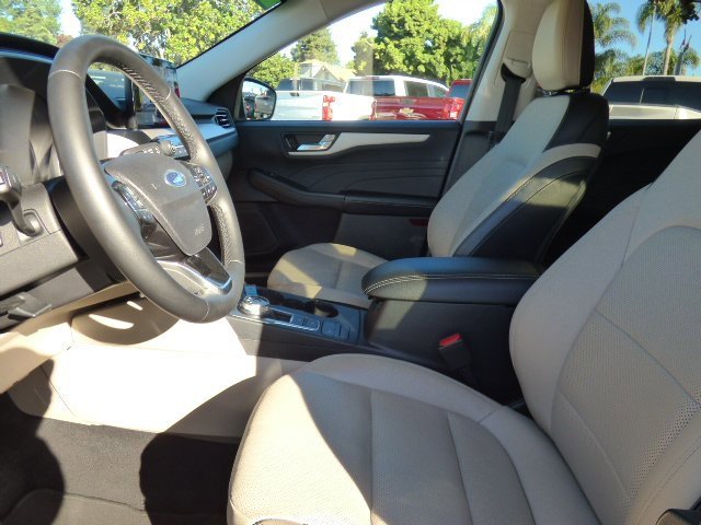 Used 2022 Ford Escape SEL w/ Technology Package image 21