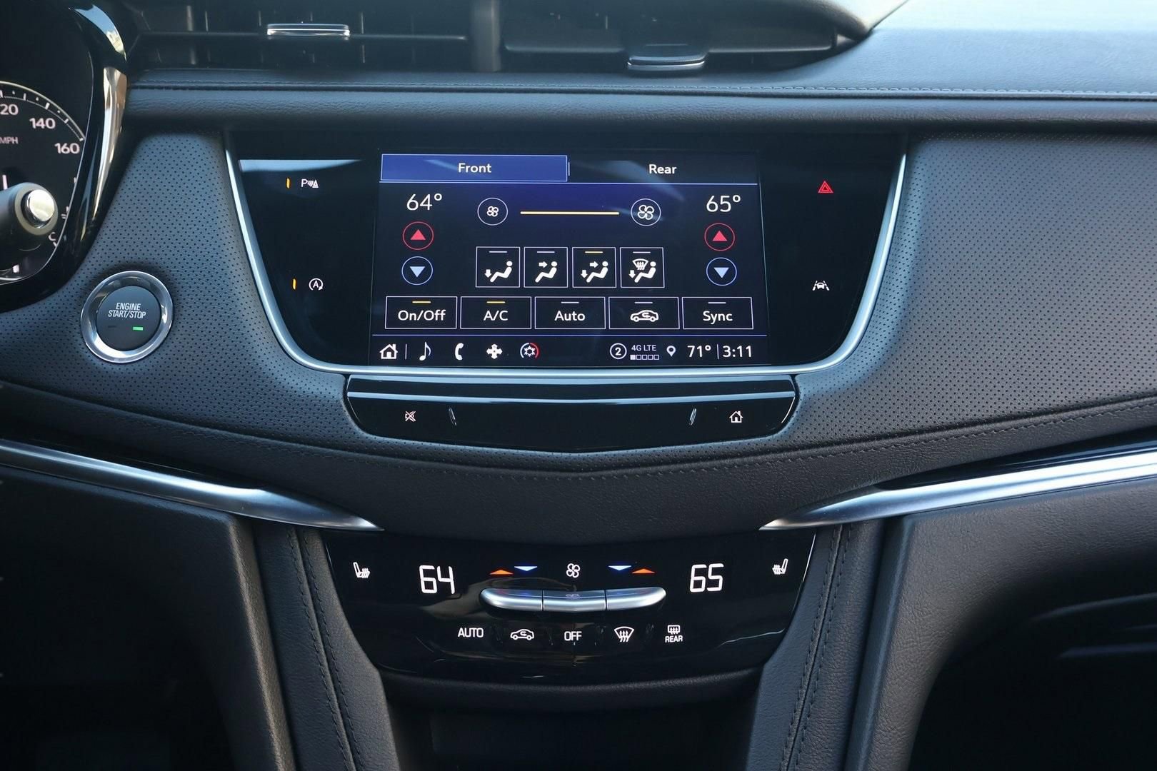 New 2025 Cadillac XT6 Luxury FWD image 24