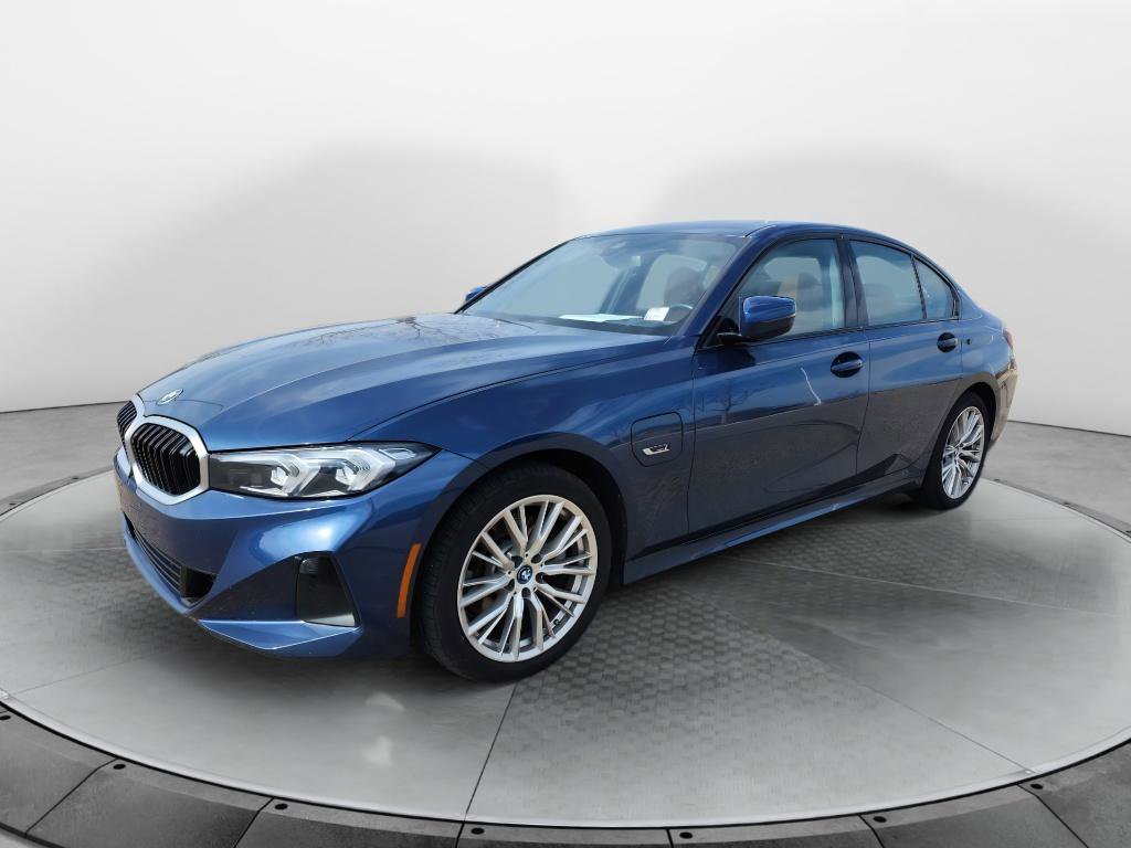 Used 2023 BMW 330e xDrive w/ Premium Package image 1