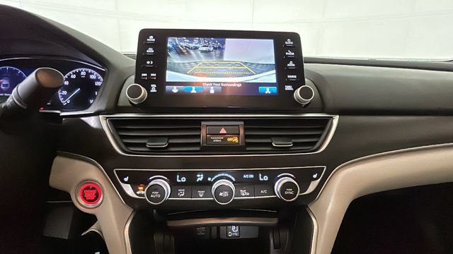 Used 2020 Honda Accord EX image 24