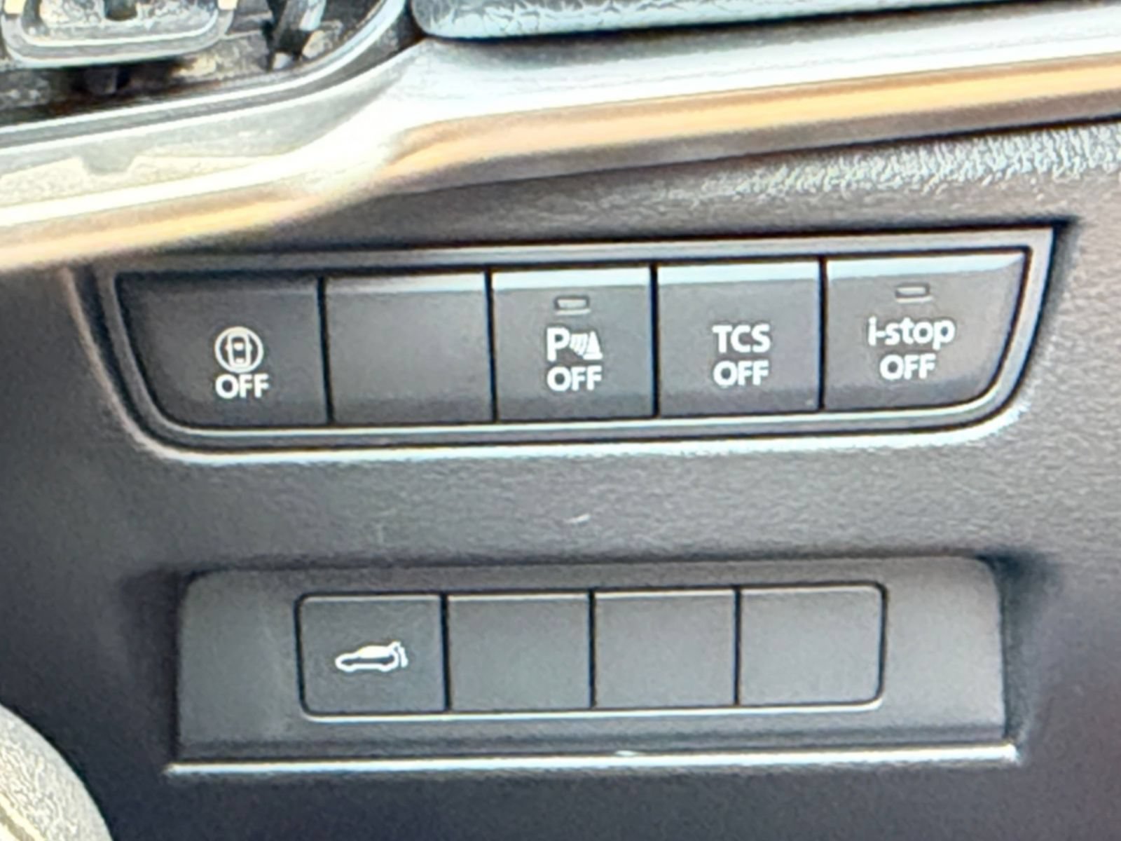 Used 2025 MAZDA CX-90 3.3 Turbo w/ Preferred Package AWD/4WD image 37
