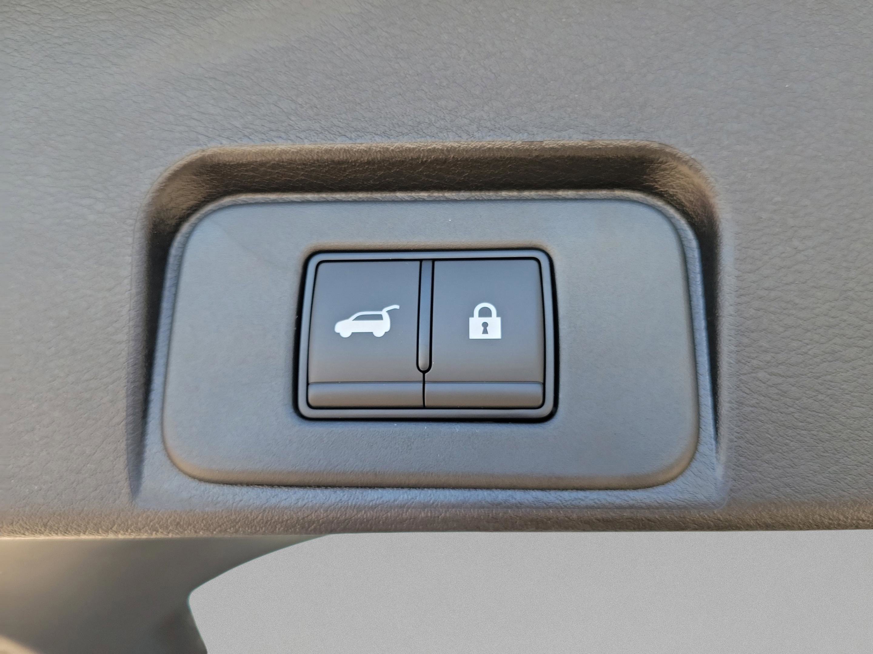 New 2026 Nissan Rogue SV FWD image 10