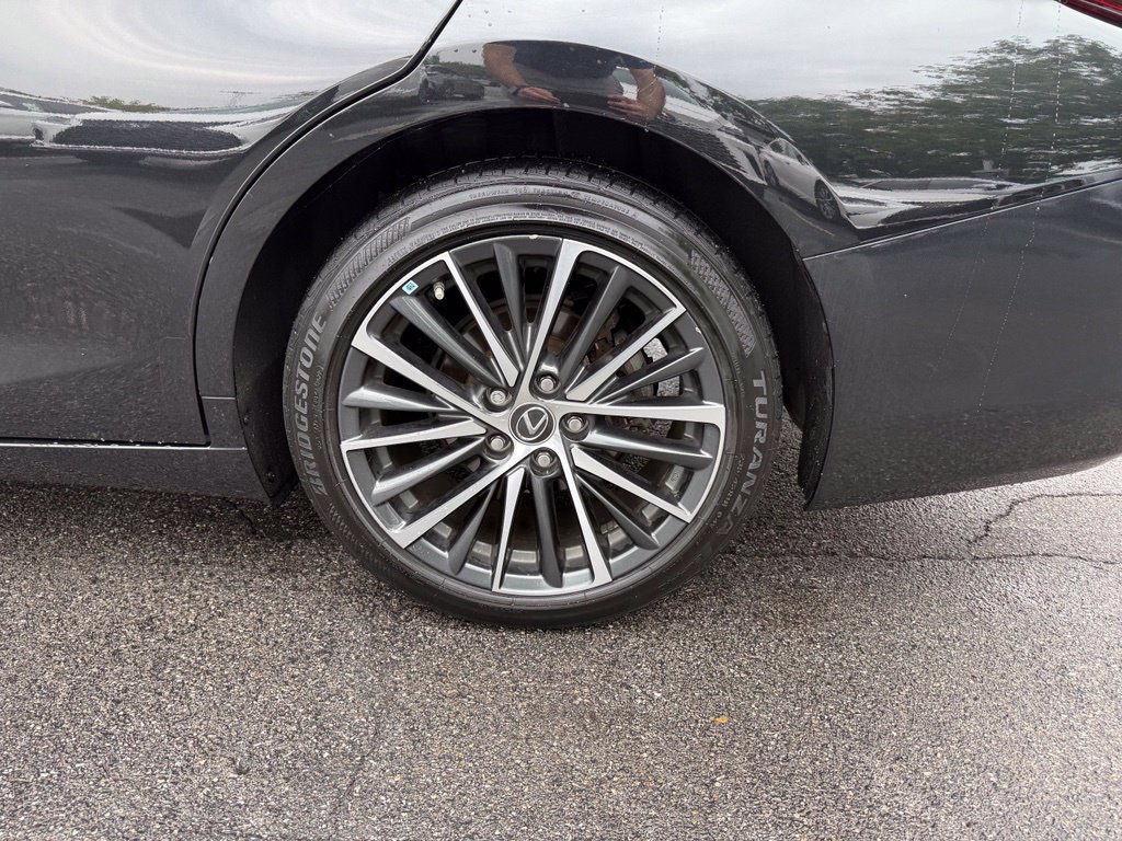 Certified 2023 Lexus ES 300h w/ Premium Package FWD image 26