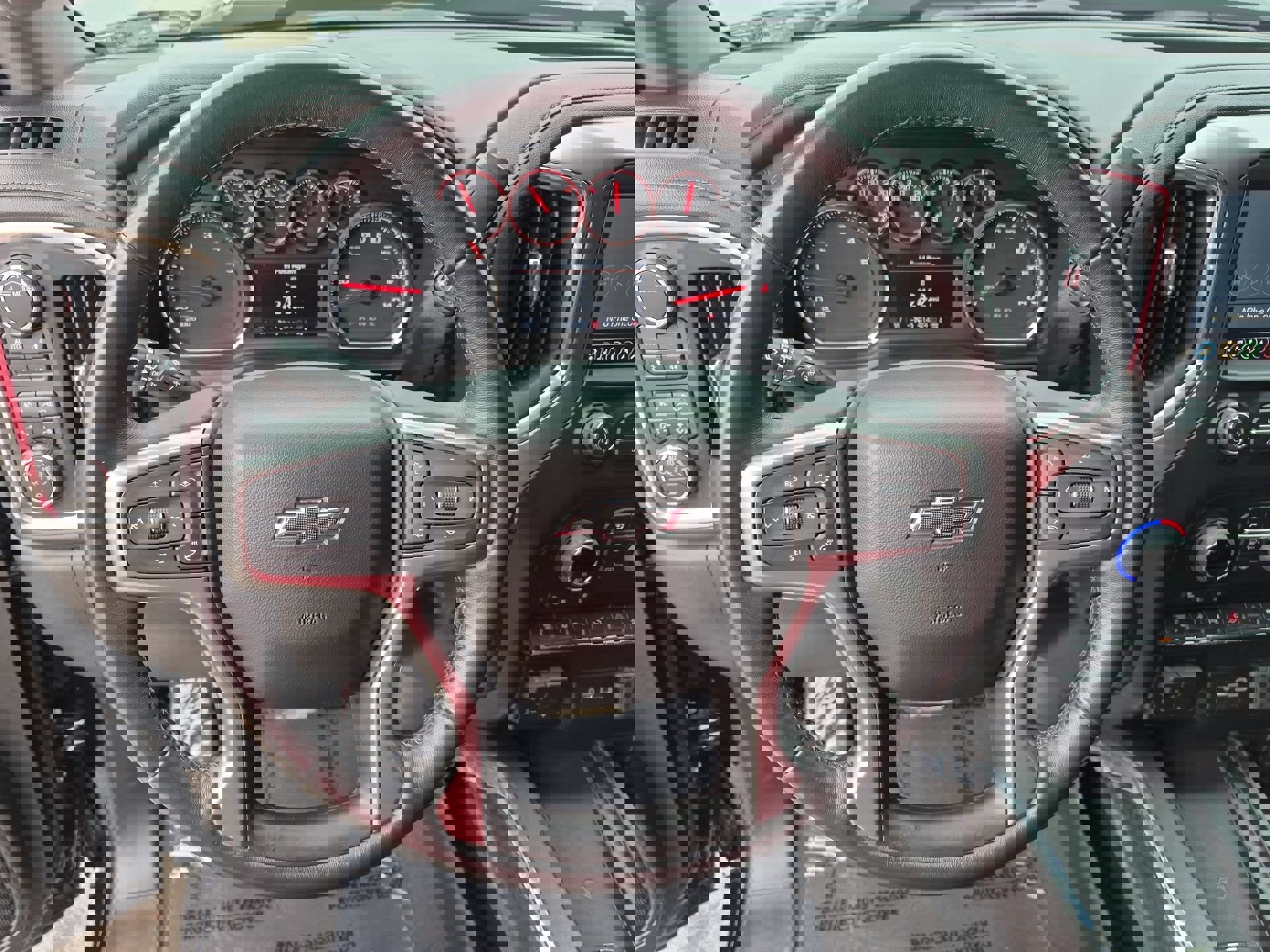 Used 2022 Chevrolet Silverado 2500 LTZ w/ LTZ Plus Package image 12