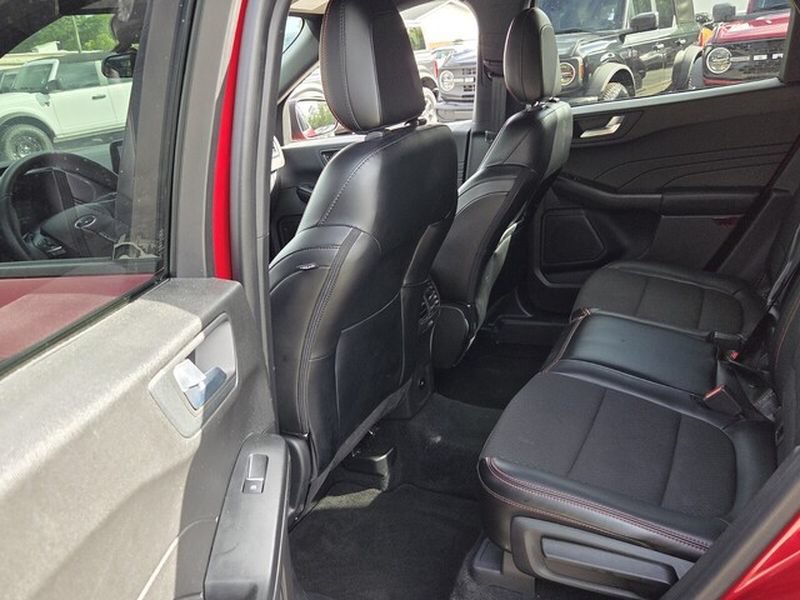 Used 2024 Ford Escape ST-Line FWD image 8