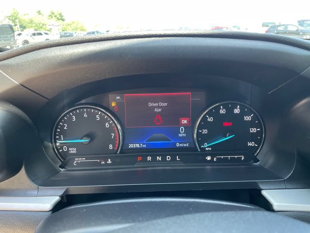 Used 2022 Ford Explorer XLT w/ Equipment Group 202A AWD/4WD image 29