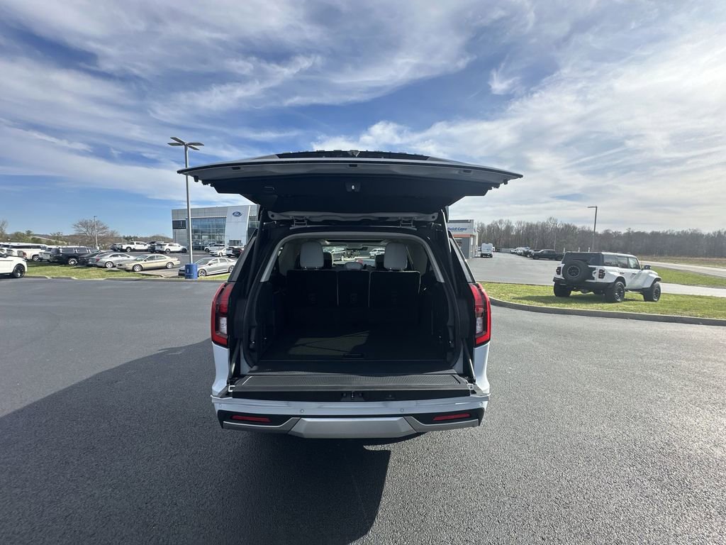 New 2026 Ford Expedition Max Platinum image 31