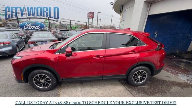 Used 2022 Mitsubishi Eclipse Cross ES image 2