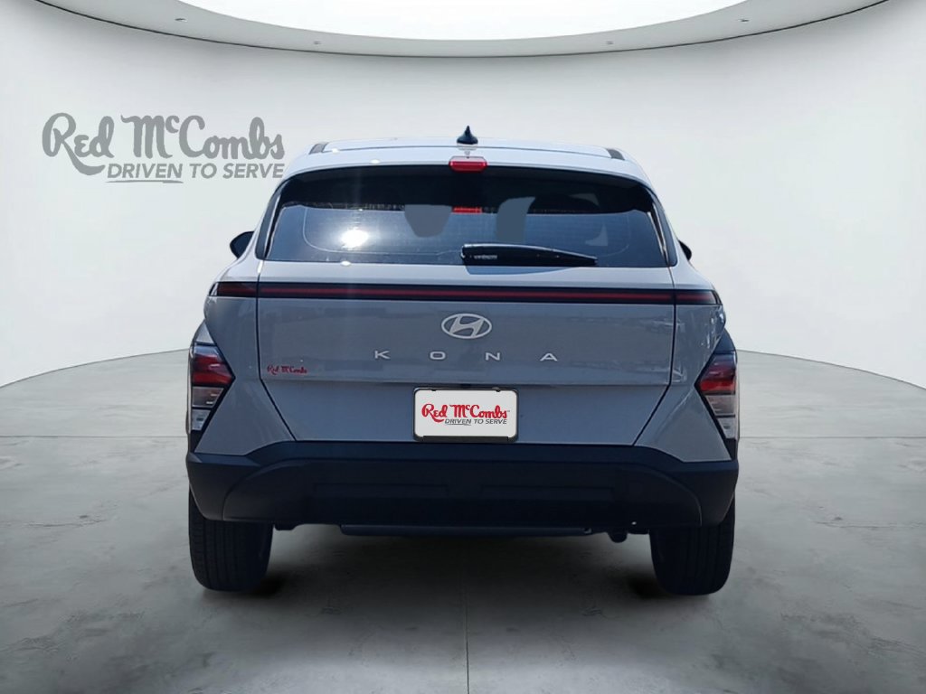 New 2027 Hyundai Kona SE FWD image 4