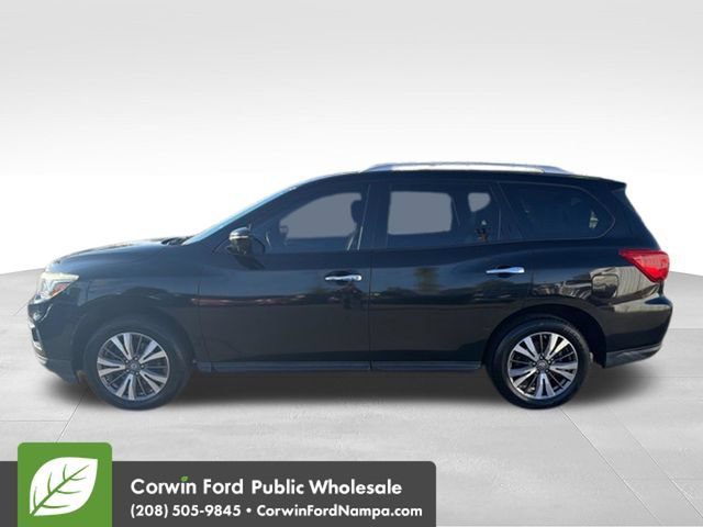 Used 2017 Nissan Pathfinder SL AWD/4WD image 8