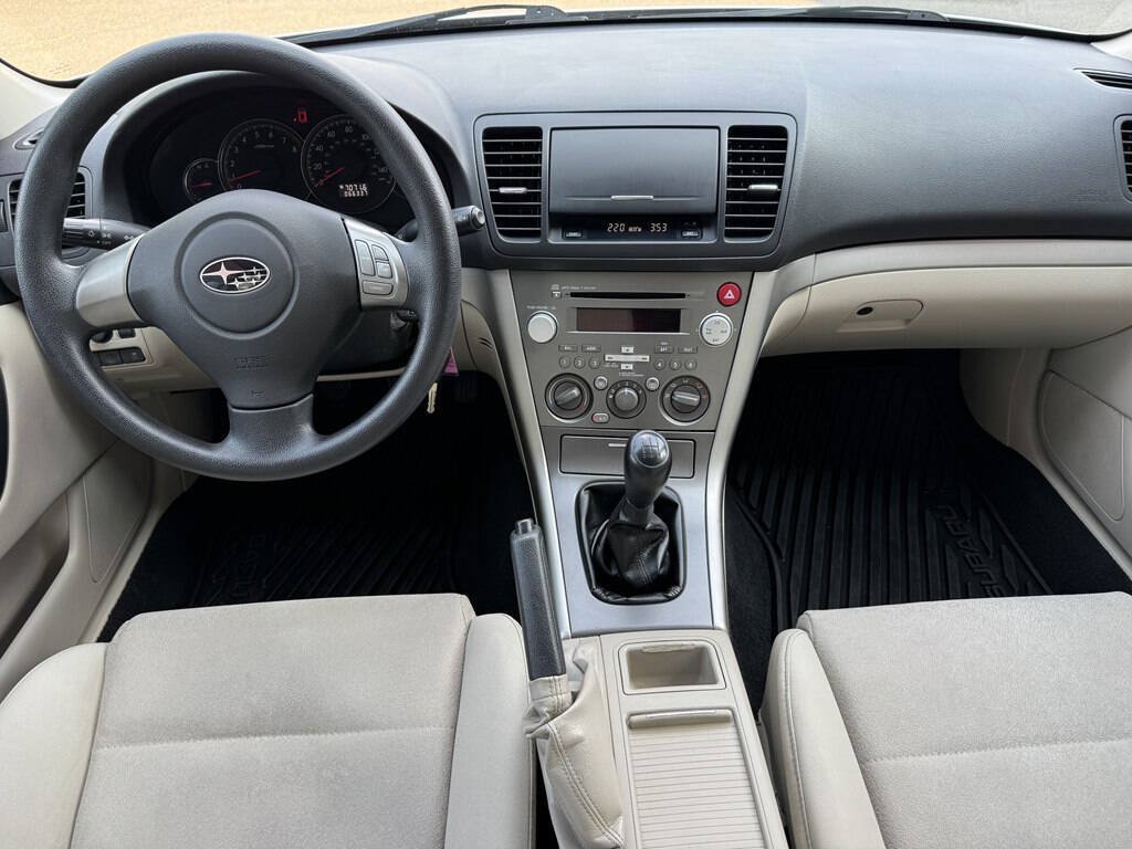 Used 2009 Subaru Legacy 2.5i Special Edition AWD/4WD image 15