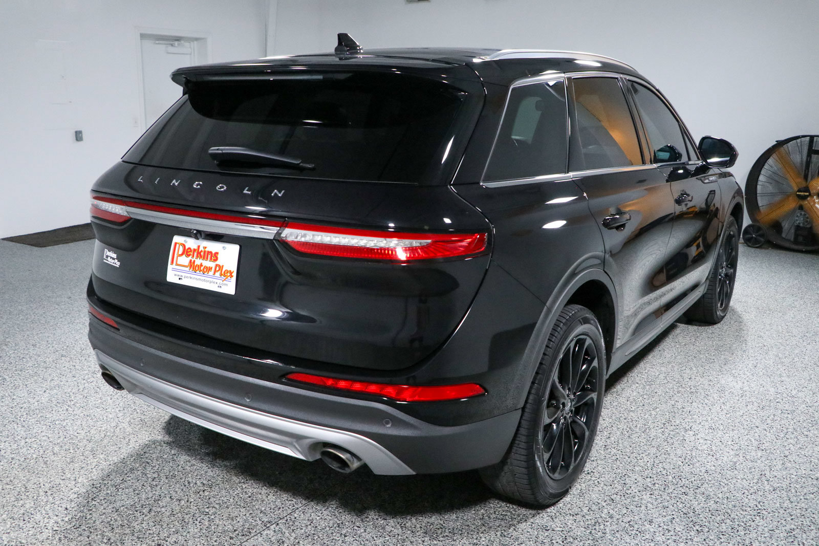 Used 2021 Lincoln Corsair AWD w/ Premium Package image 7