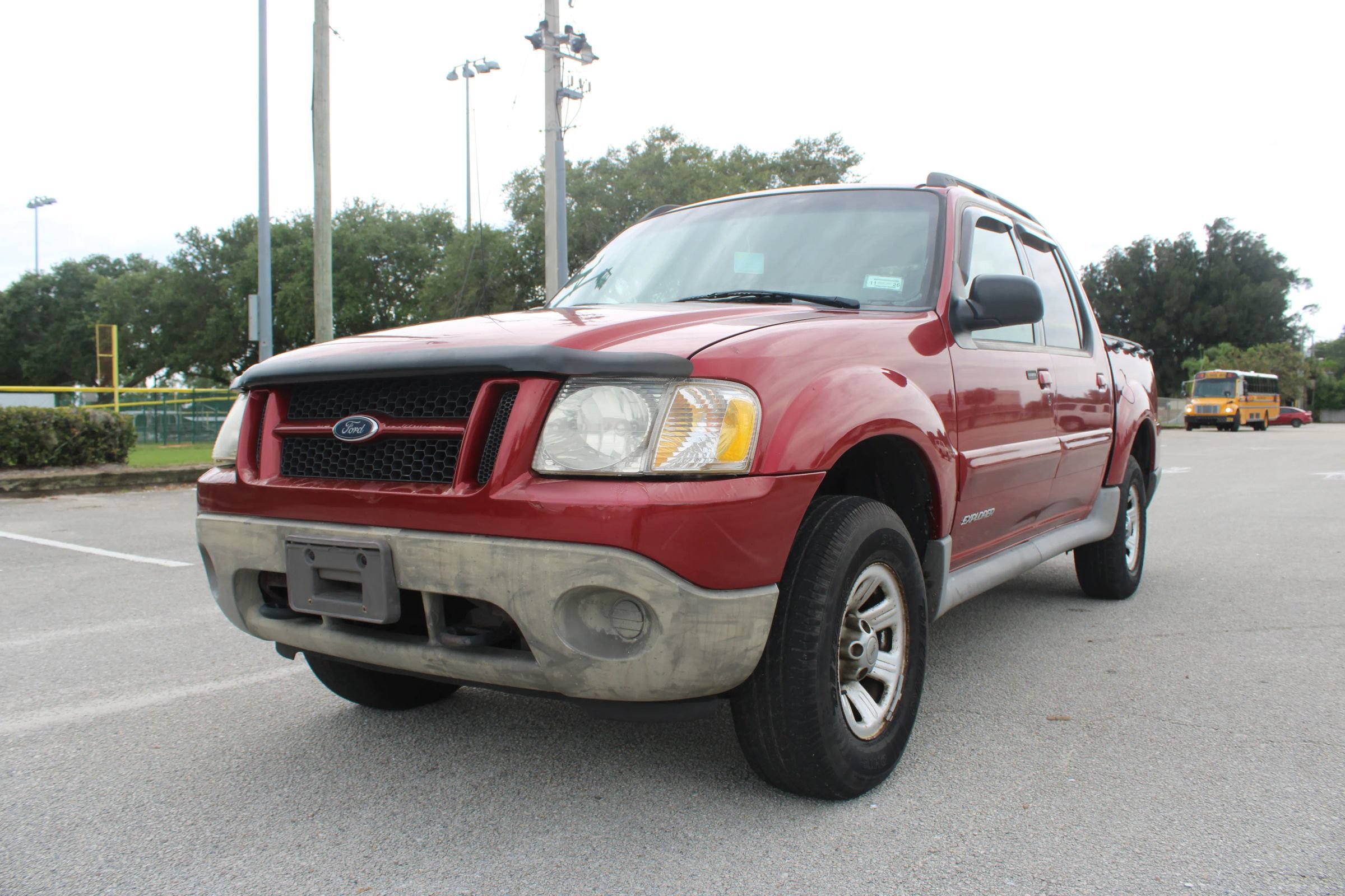 Used 2001 Ford Explorer Sport Trac 4x4 image 4