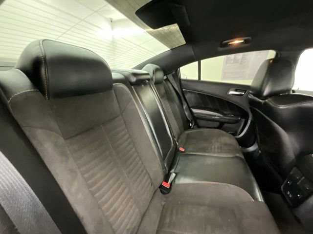 Used 2017 Dodge Charger R/T RWD image 14