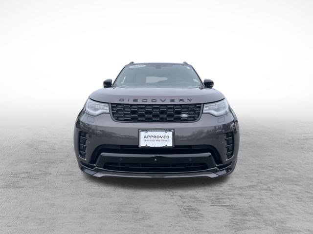 Certified 2024 Land Rover Discovery Dynamic SE image 2