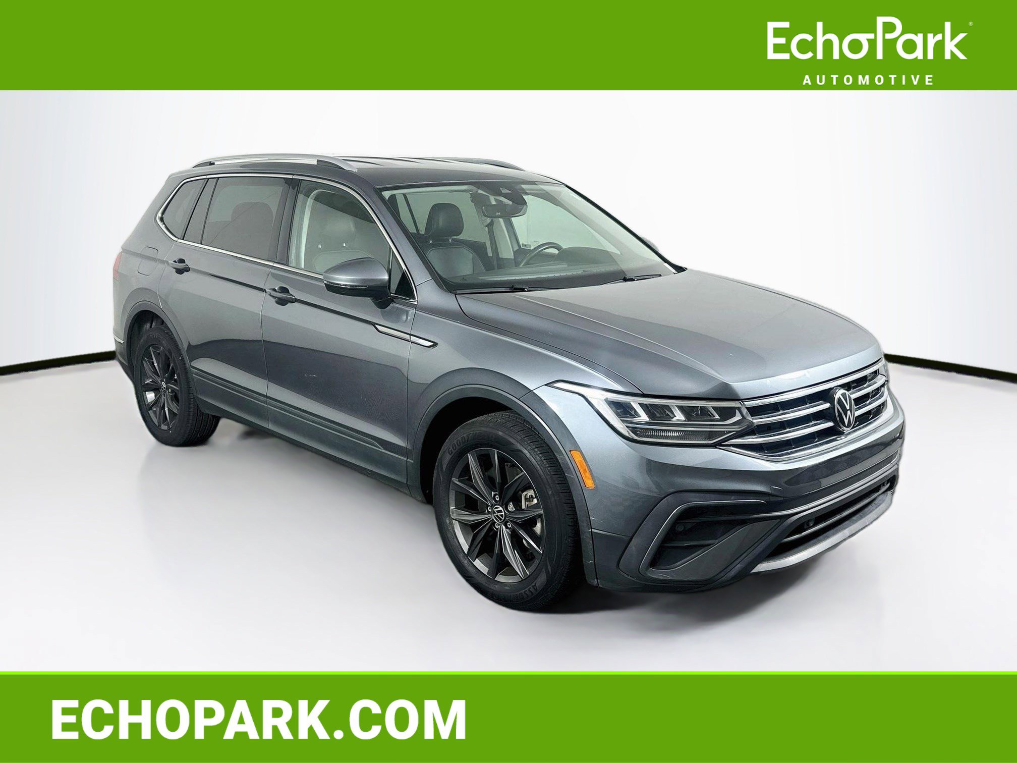 Used 2022 Volkswagen Tiguan SE